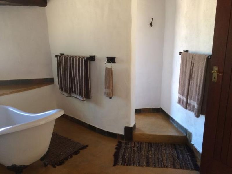 You’ve arrived to the peace and tranquility of the African bush! - Photo 9