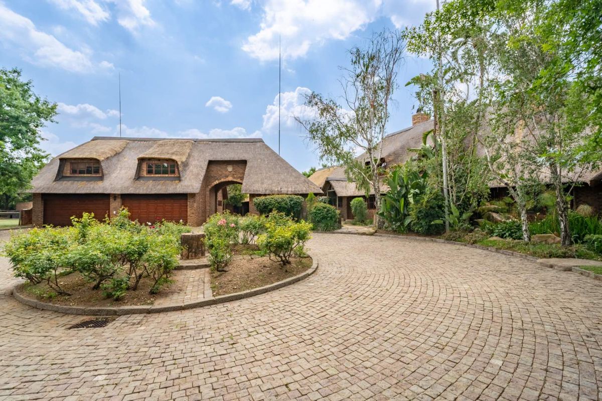 Exquisite Equestrian Estate for Rent in Beaulieu - Photo 5