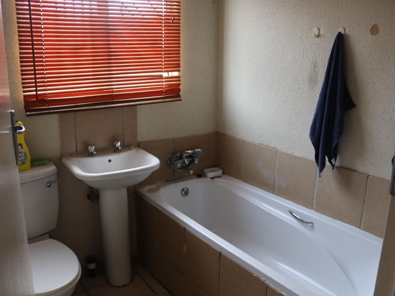 A home for start up family - Photo 9