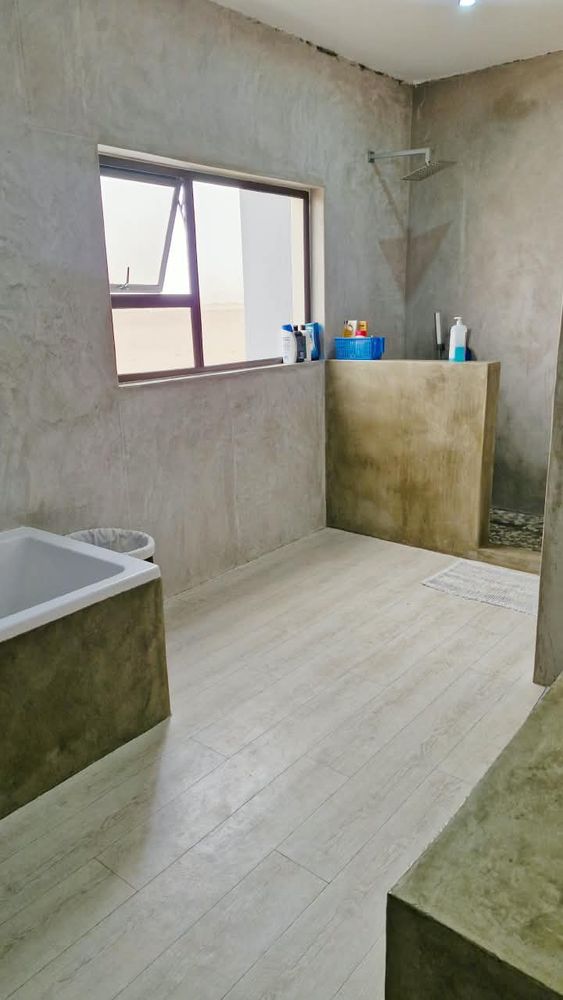 bedroom 1 en-suit bathroom 
