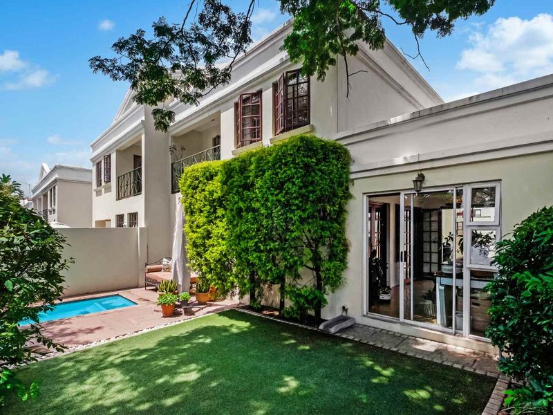 DELIGHTFUL DUPLEX LIVING IN LOVELY LONEHILL WILL LEAVE YOU IN ABSOLUTE AWE - Photo 2