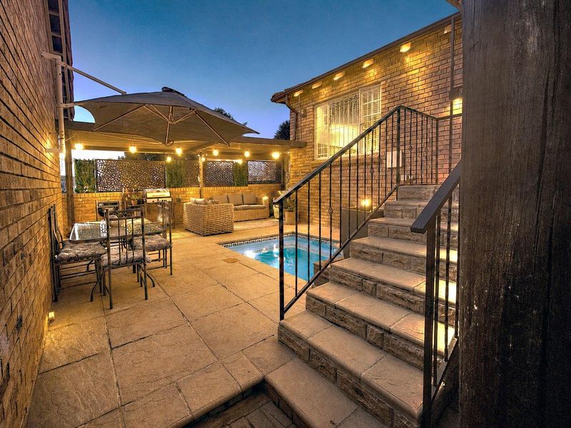 A Rare Gem in the Sought-After Caribbean Estates - Photo 2