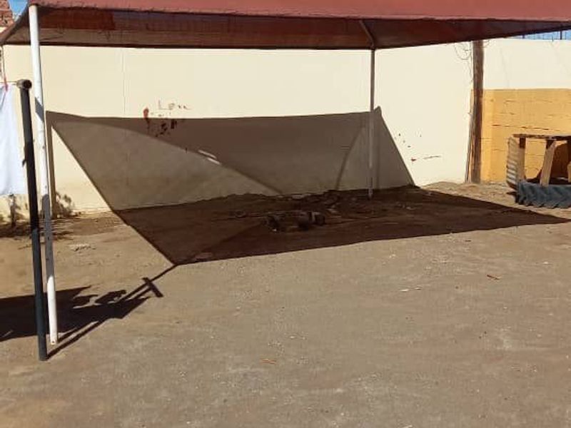 WELL-LOCATED PERFECT STARTER HOME FOR SALE IN KEETMANSHOOP - NAMIBIA - Photo 7