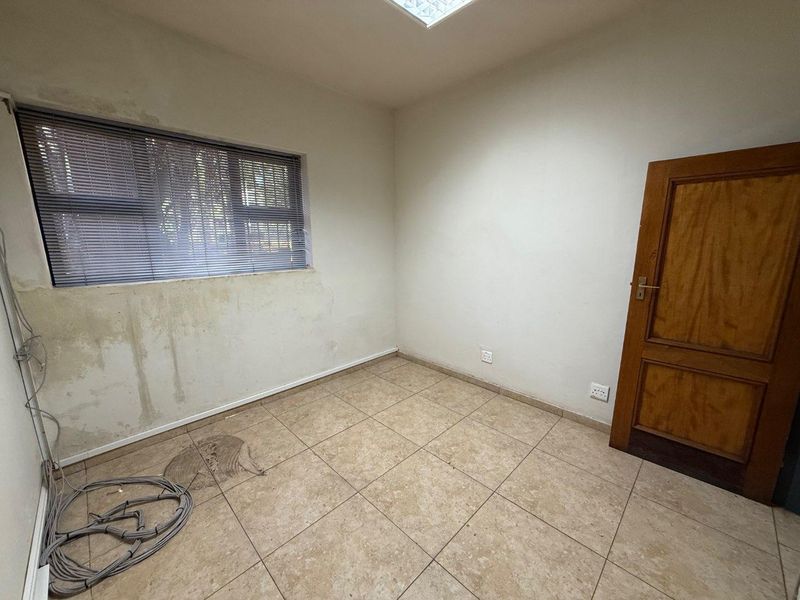 Large-scale Industrial Facility and Warehouse - Now on the Market. - Photo 9