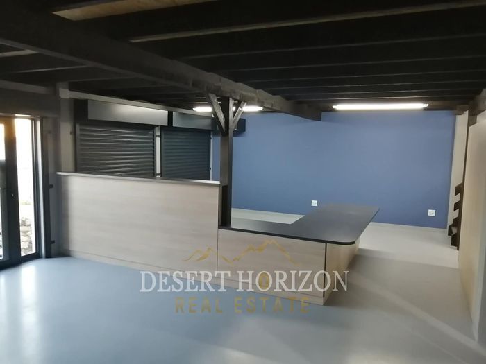 Property #2395800, Industrial For Sale in Industrial