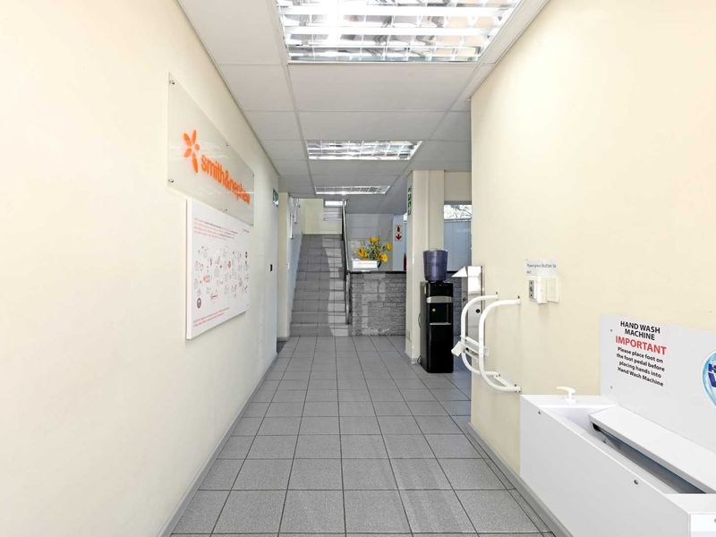 Strategic Industrial Facility in Montague Gardens – Built for Blue-Chip Operations - Photo 5