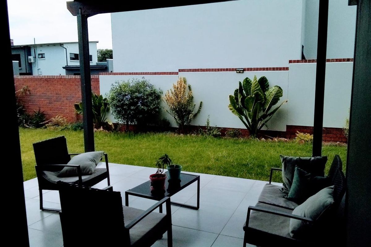 Your Dream Home Awaits in Craigavon, Fourways! - Photo 2