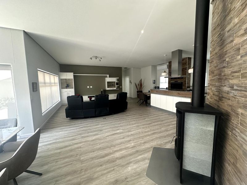 Swakopmund Retirement House - To Rent - Photo 4