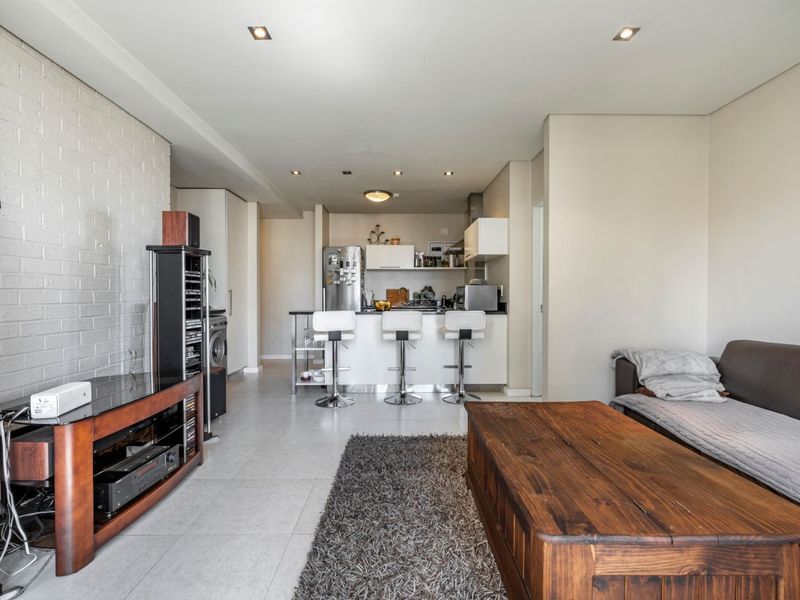 Two bedroom apartment for rent in 34 St George's - Photo 5