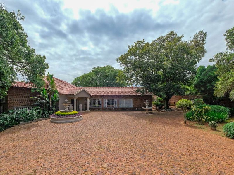 Spacious, Stylish,Secure,Naturally Yours! - Photo 4