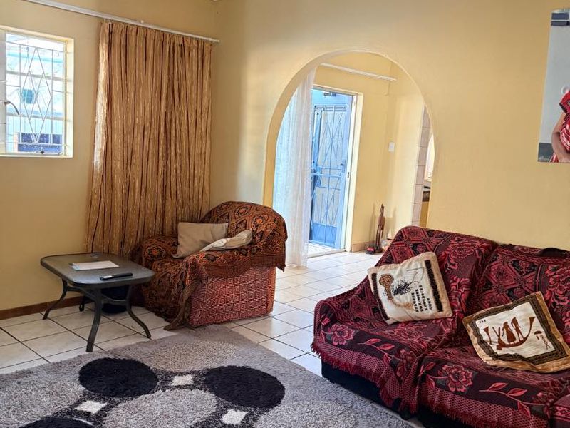 House for Sale:Khomasdal - Photo 6