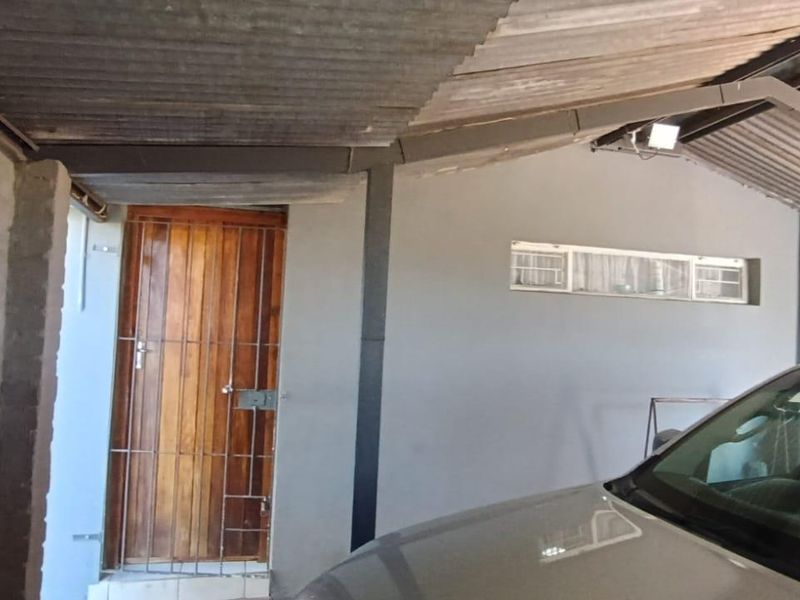 LARGE SMALL HOLDING.EXCELLENT LOCATION.MARKED FOR DEVELOPMENT - Photo 10