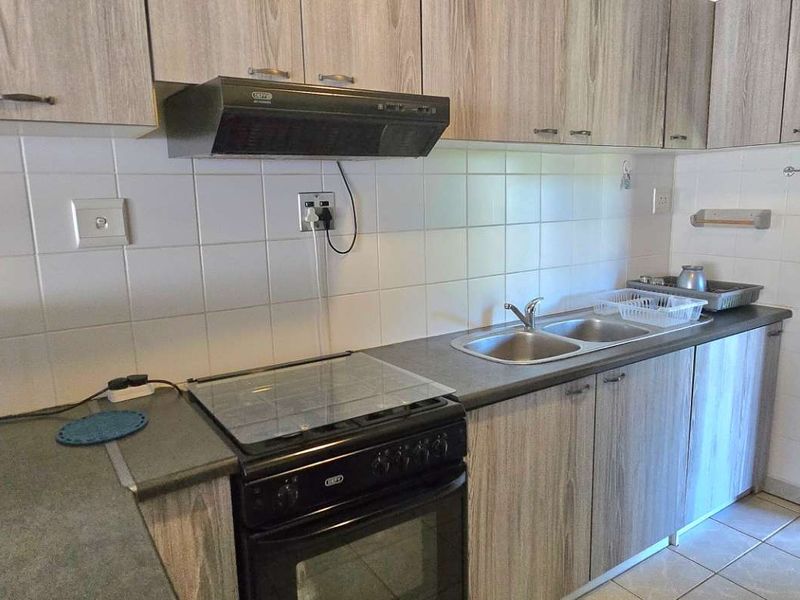 Spacious Kleinbaai Corner Home with Dual Living and Rental Potential - Photo 10