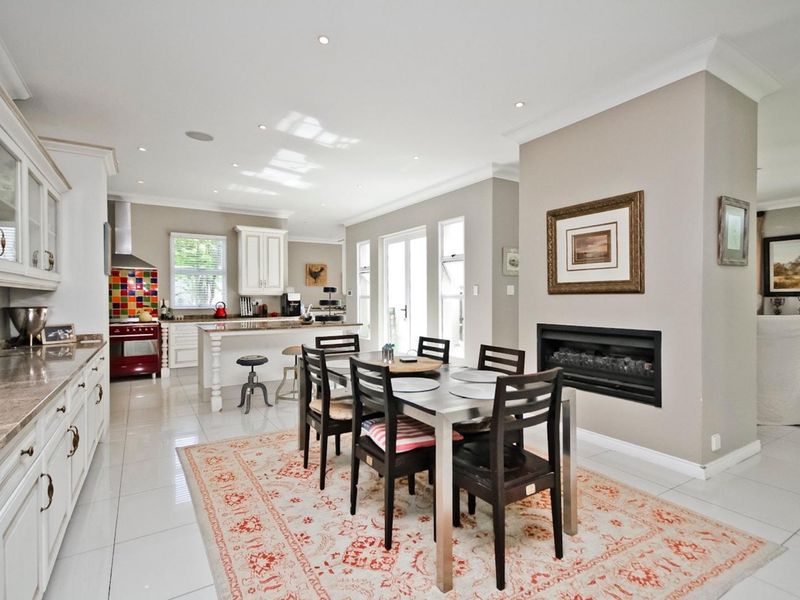 Elegance and sophistication abound in this grand Bryanston home. - Photo 8