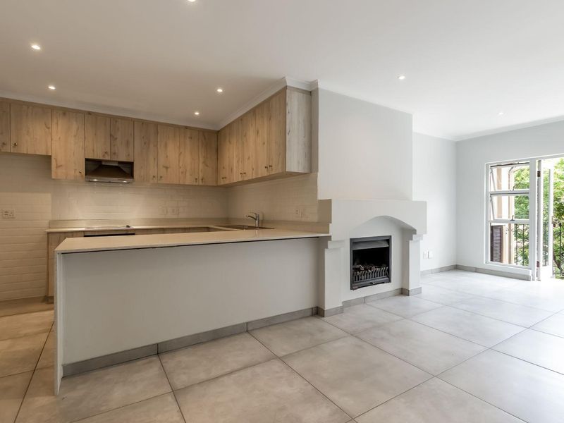 1 Bedroom Apartment / Flat for Sale in Dainfern - Photo 3