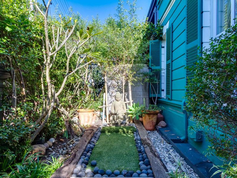 Most gorgeous character home for sale next to De Waal Park - Photo 8