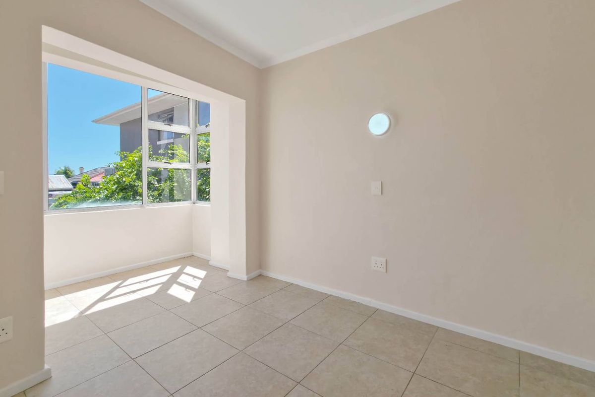 Airbnb Friendly Apartment in Kloof Street - Photo 5