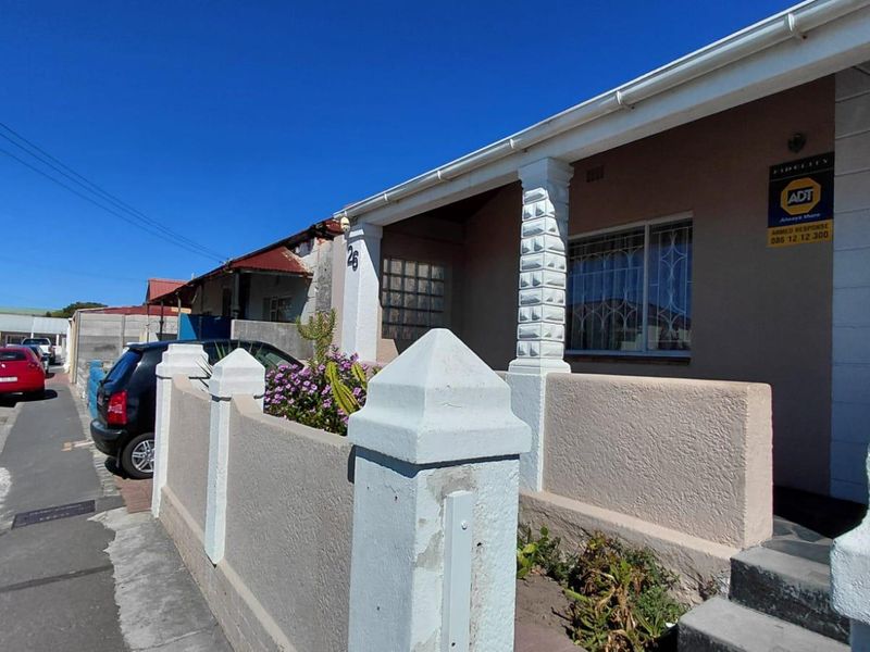 Large family home - Photo 2