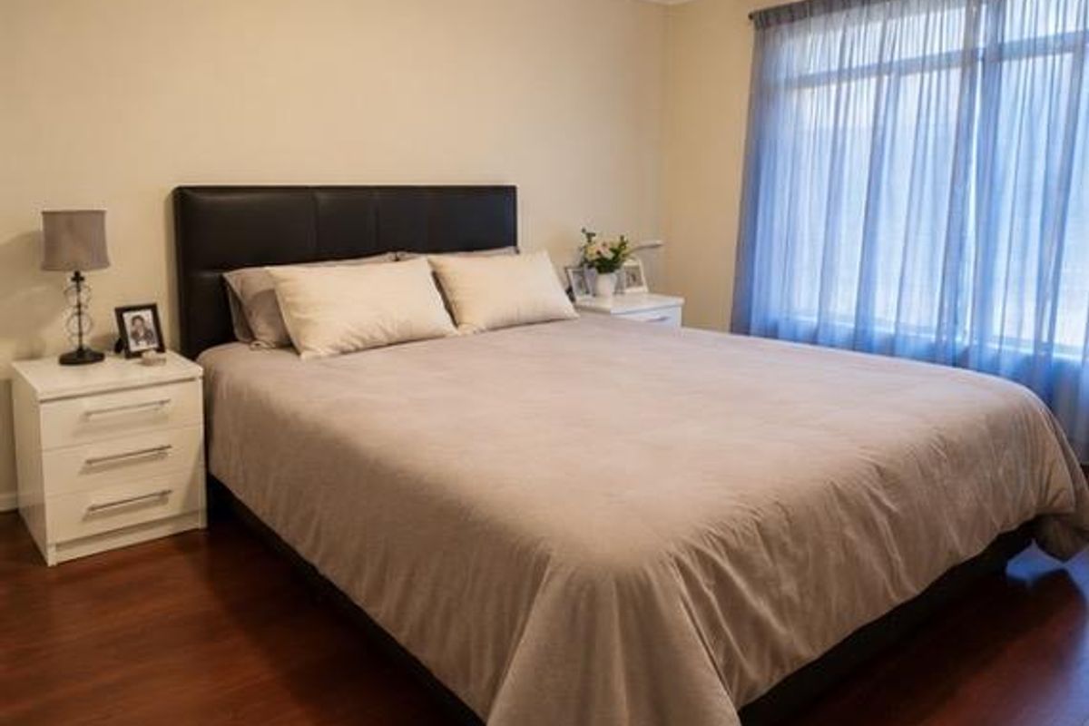 Prime Location! Spacious 3-Bedroom Home Near Major Routes - Photo 3