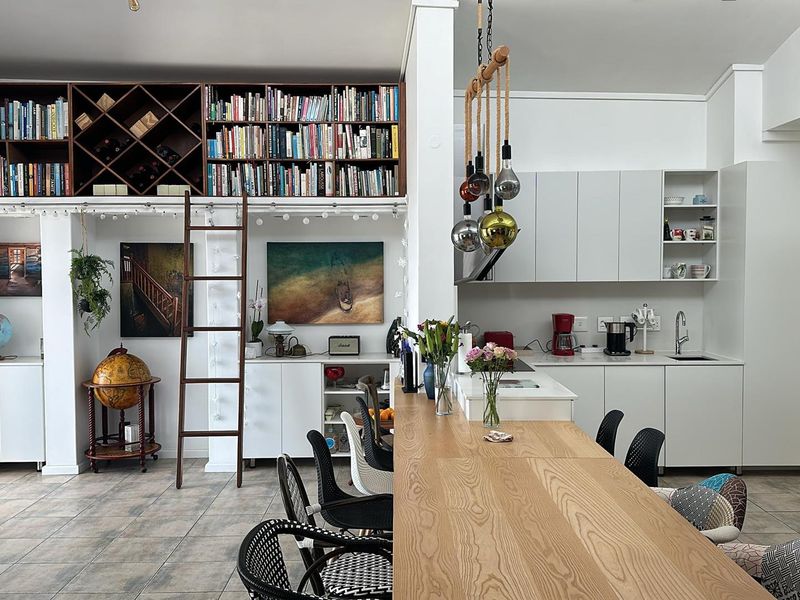 Furnished Penthouse - Rare Opportunity! - Photo 4