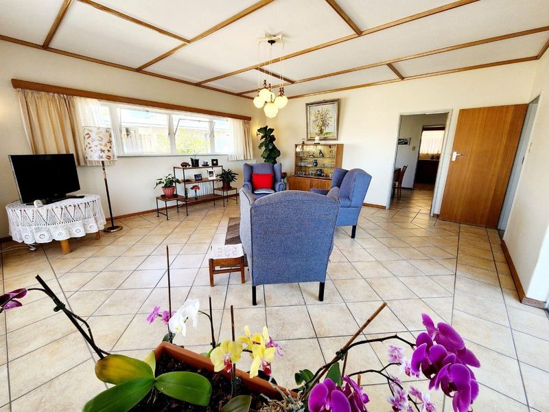 Old Pionierspark SUPER NEAT Home with Flat - Photo 4