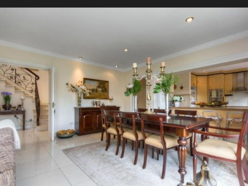 Double storey 5 bedroom cluster home in an ultra secure complex - Photo 8