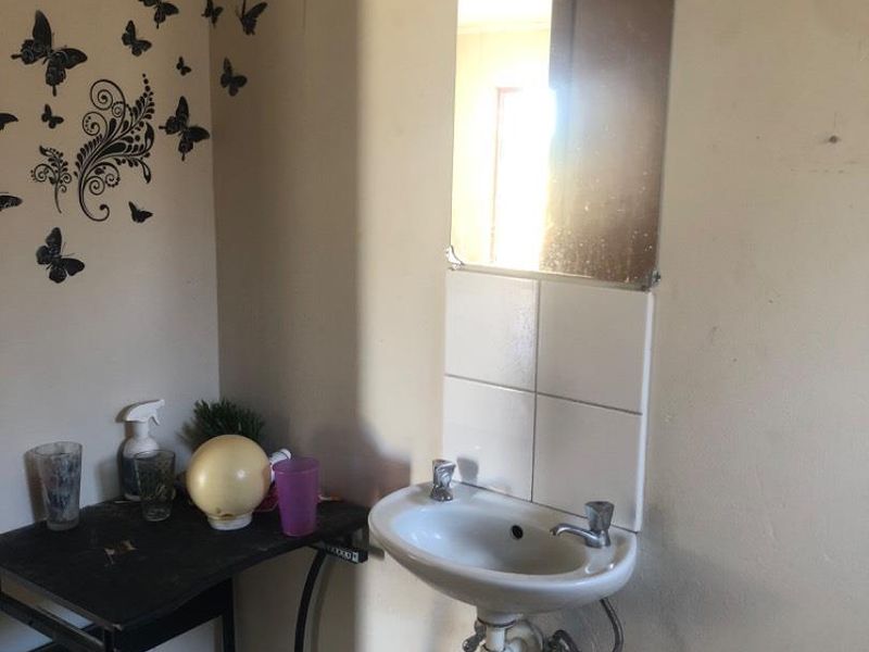 House for sale - Photo 8