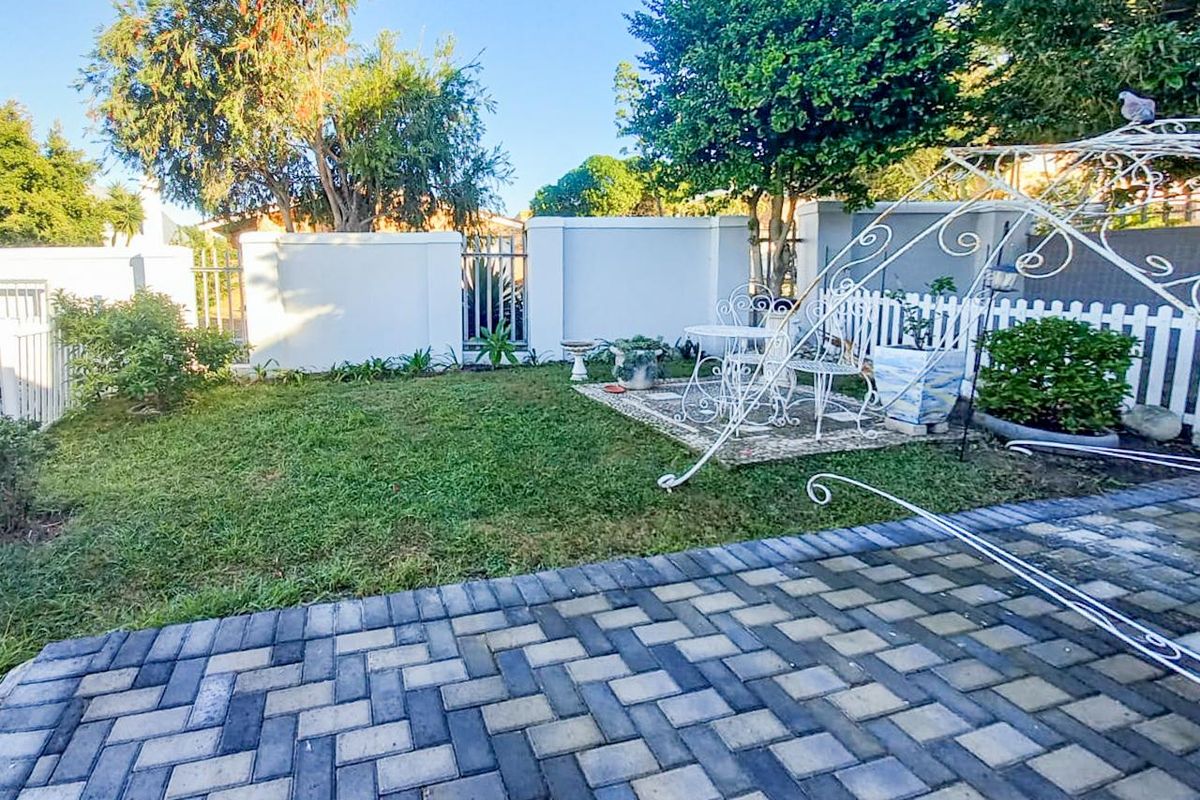 One Bedroom Garden Cottage to Rent Onrus - Photo 2