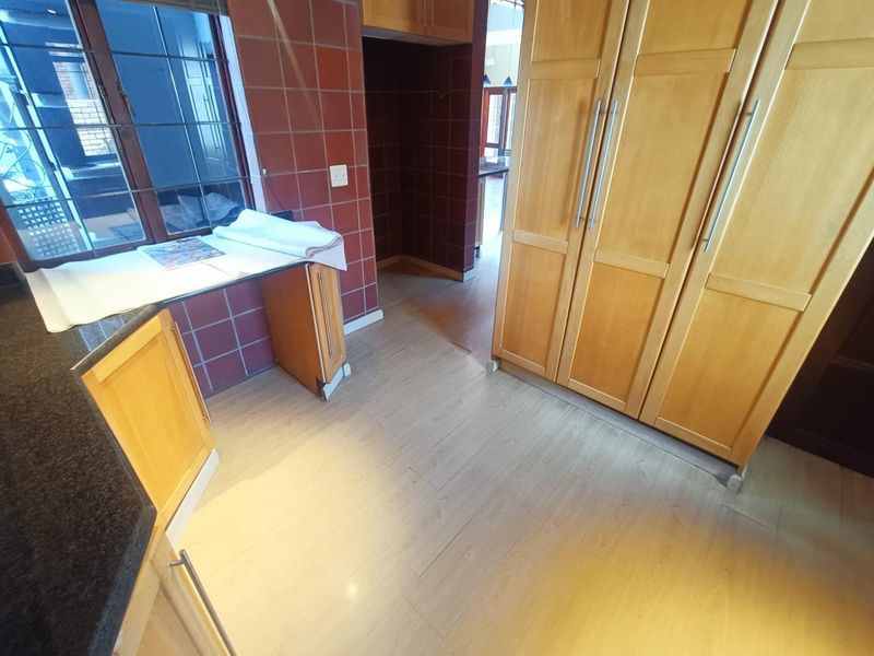 Stunning Property for Sale in Highveld, Centurion - Photo 7