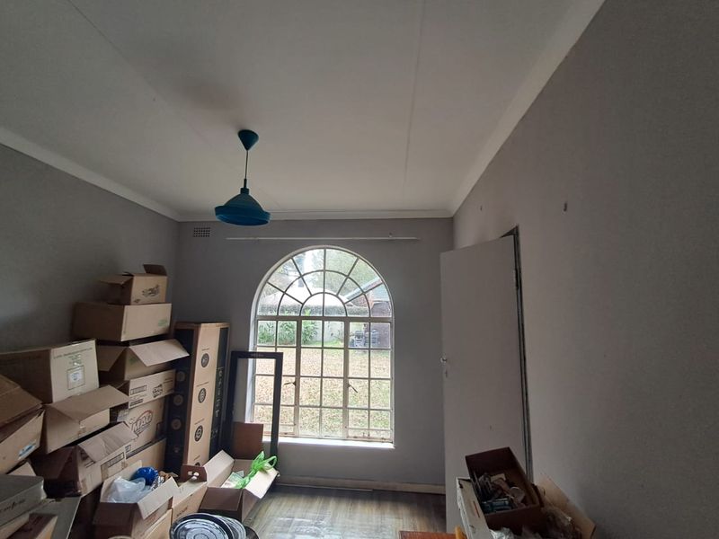 Energy-Efficient Property with Income-Generating Flat - Exceptional Investment Opportunity - Photo 9