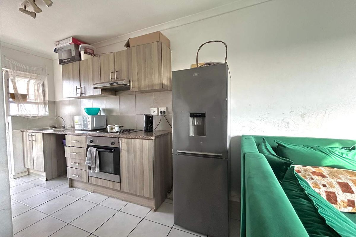 Top-Floor Investment Opportunity in Popular Dune Crest Complex - Photo 3