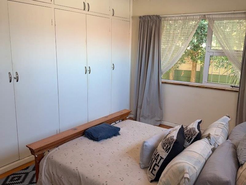 Charming Family Home with Warm Character & Entertaining Spaces - Boston, Bellville - Photo 8