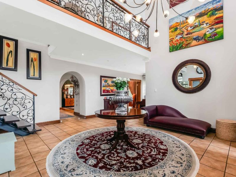 PERFECTLY PRIVATE ENTERTAINER HOME, OOZING WITH CHARACTER AND CHARM WITH A GORGEOUS BREATH-TAKING VIEW - Photo 6