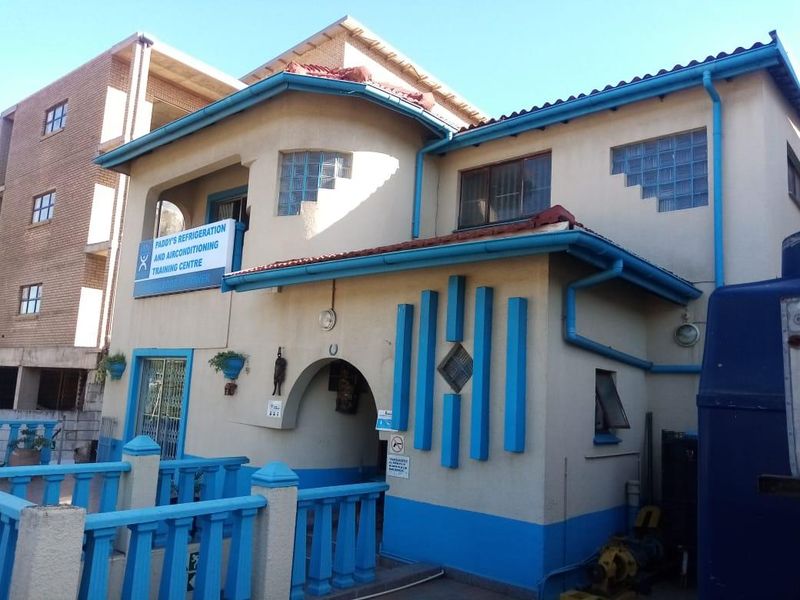 Airconditioning and Refrigeration Training Centre with accreditation and licences for sale - Photo 1