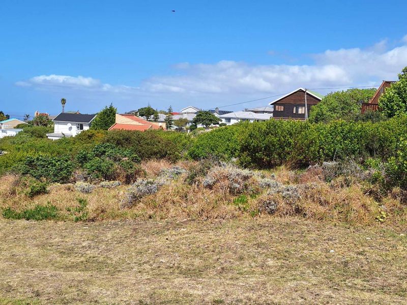 1080m2 Vacant Land for Sale in Dana Bay - Photo 3