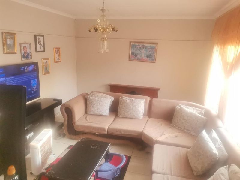 3 Bedroom House For Sale in Vanderbijlpark CW6 - Photo 10