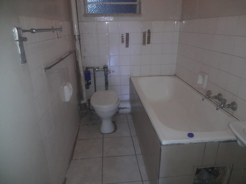 Bachelor Apartment for sale in High Hylton. - Photo 5