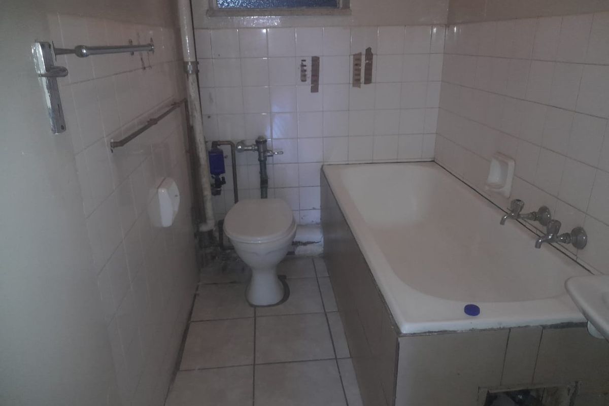 Bachelor Apartment for sale in High Hylton. - Photo 5