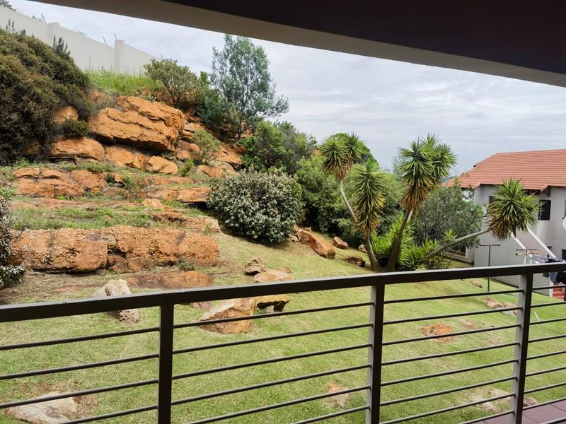 Charming 2-Bedroom with Patio in Prime Location!" - Photo 5