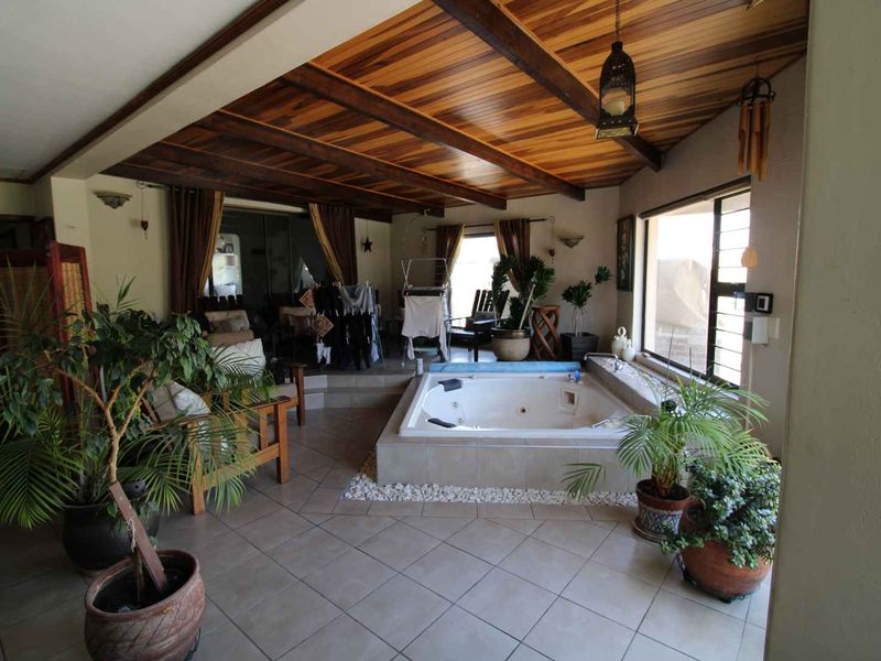 Area of high priced homes - Photo 5