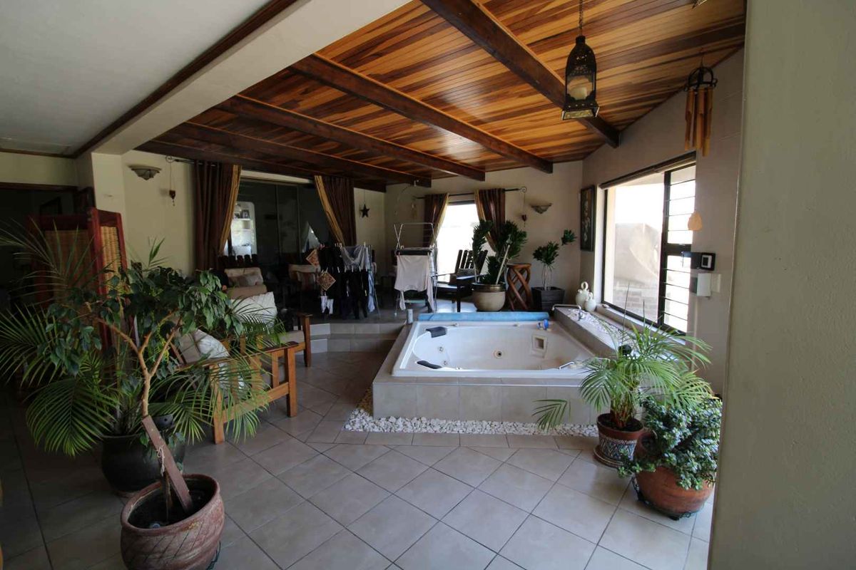 Area of high priced homes - Photo 5