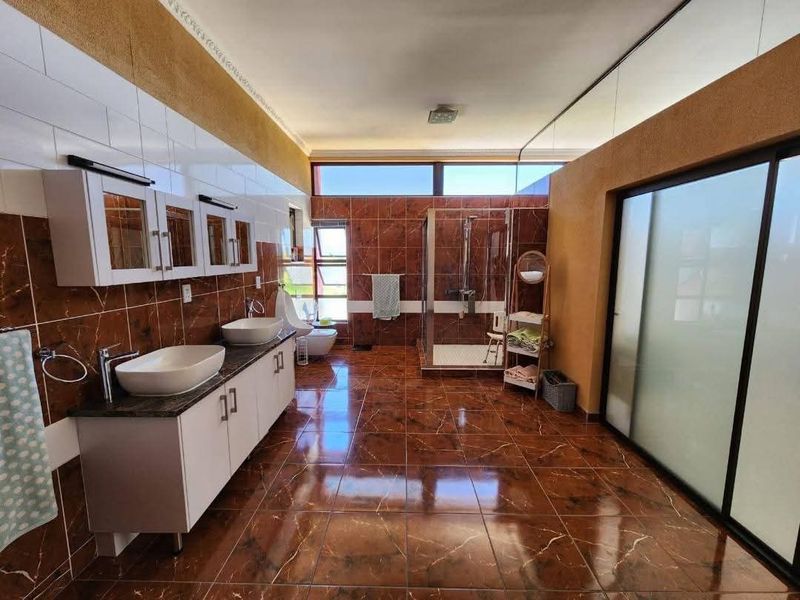 House for sale - Photo 9