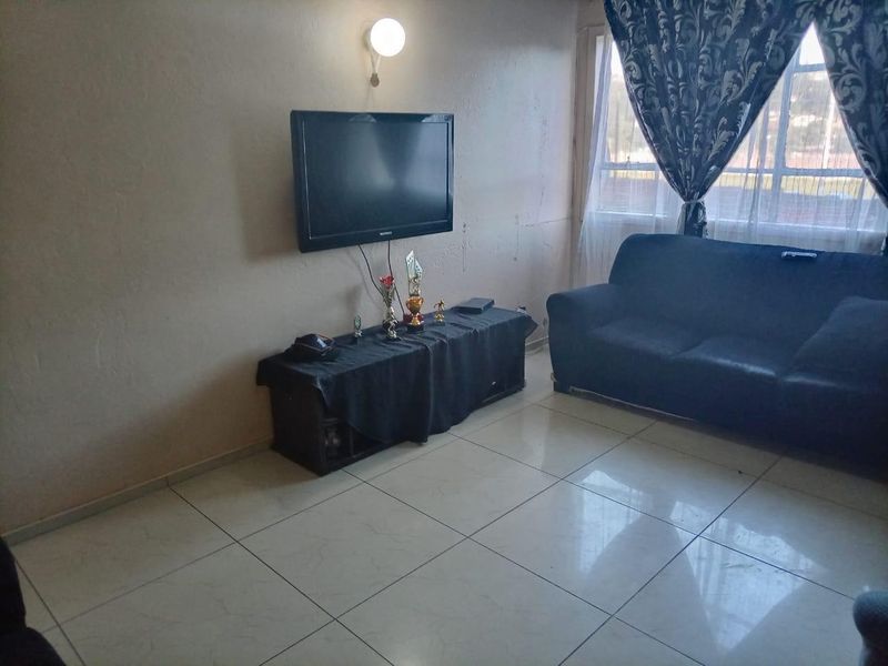 Why Pay Rent - Photo 2