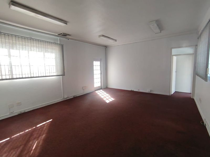 Office Space to Let in Bulwer - Photo 6