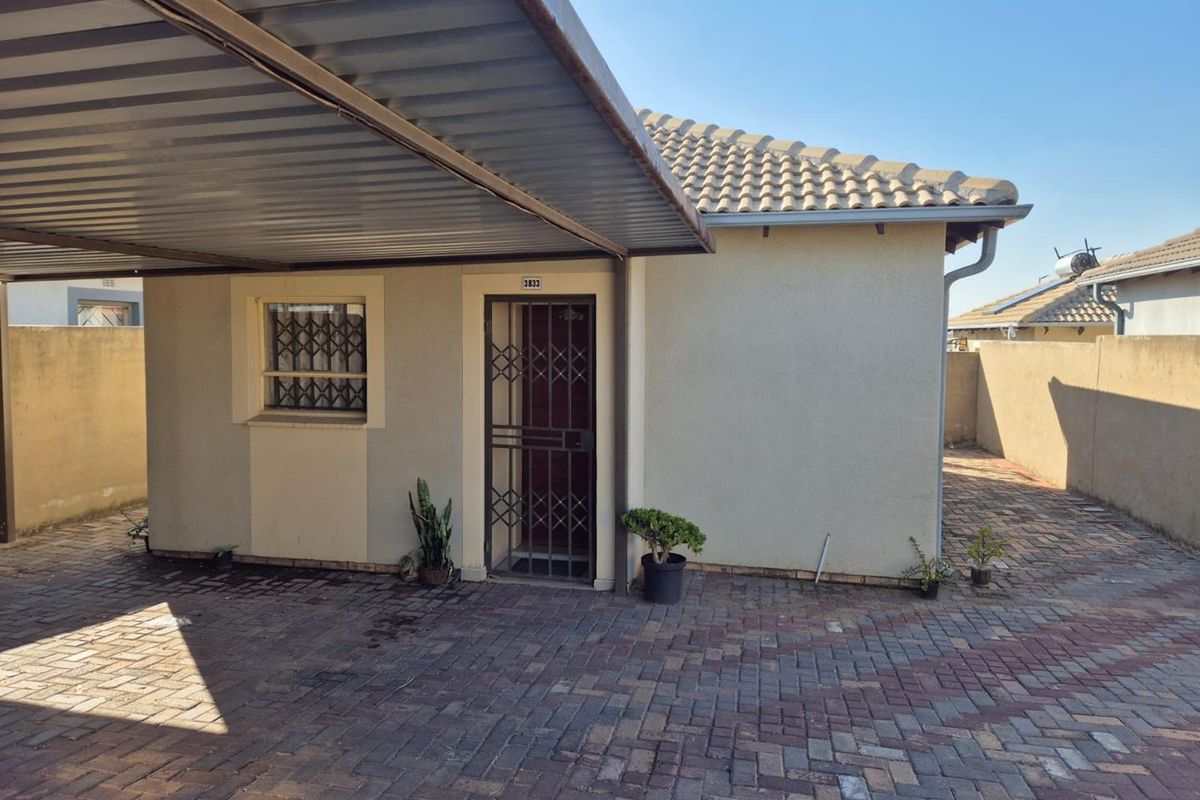 Riverside View- R 800 000 Family Home - Photo 4