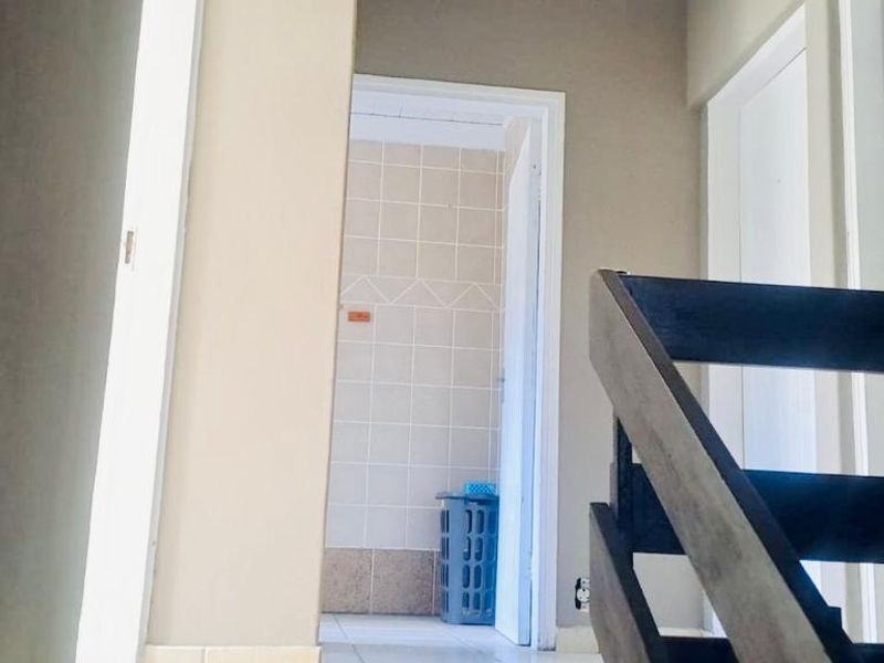 Spacious 3-Bedroom Duplex with Modern Finishes - Photo 9