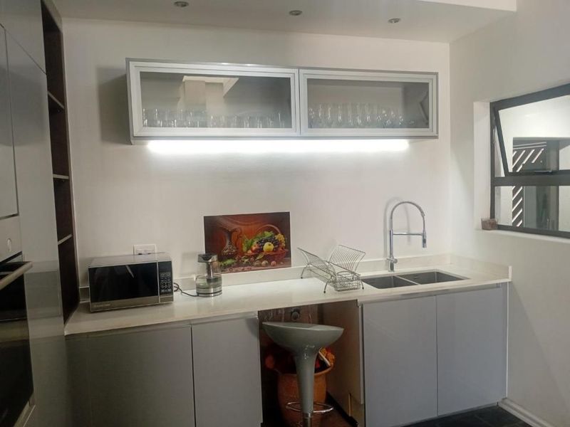 3 Bedroom Townhouse for Sale in Glenvista - Photo 4