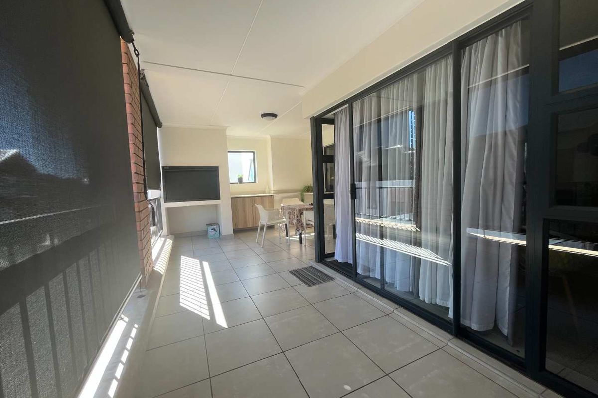 Situated in the highly sought-after Ballito Hills, this modern 3-bedroom apartment - Photo 4
