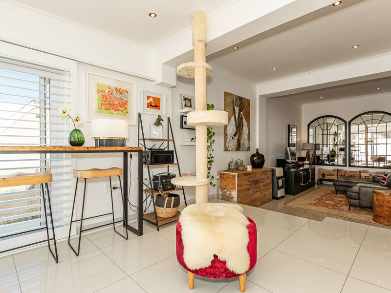 Charming Coastal Retreat with Private Outdoor Oasis - Photo 4