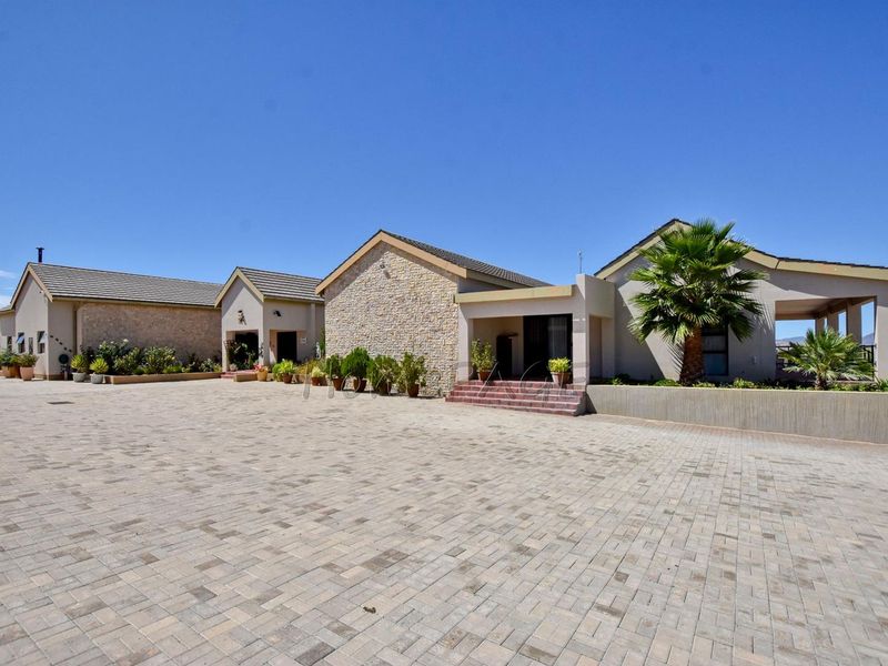 Omaruru Wildlife Estate, Omaruru:  Lifestyle plot with LUXURIOUS MANSION is for sale - Photo 4